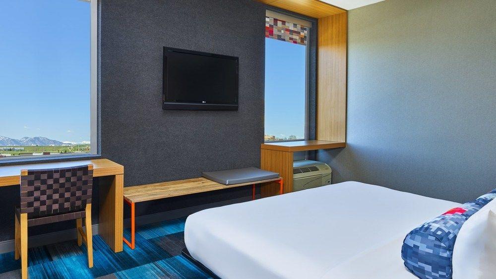 Aloft Denver